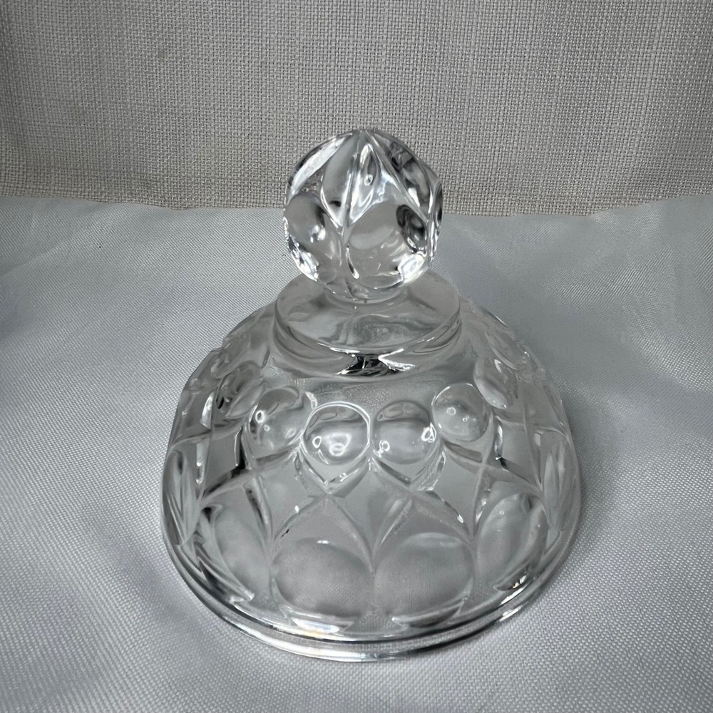Vintage Crystal Candy Dish Sugar Bowl with Lid Thumbprint Pattern Pedestal Jar - Picture 6 of 7